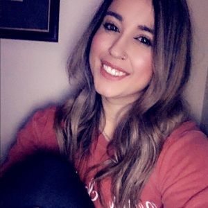 Meet your Posher, Briana